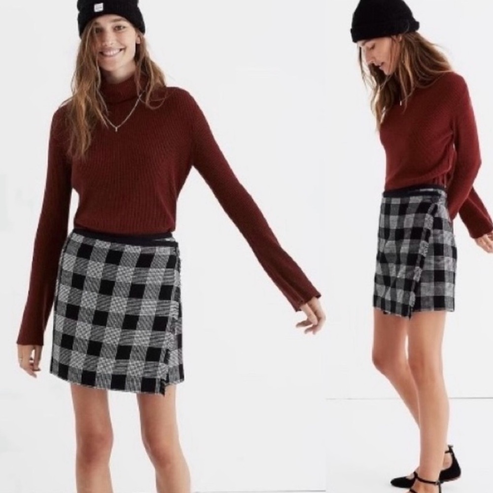 Madewell Black & White Plaid Wrap Skirt – Size 2